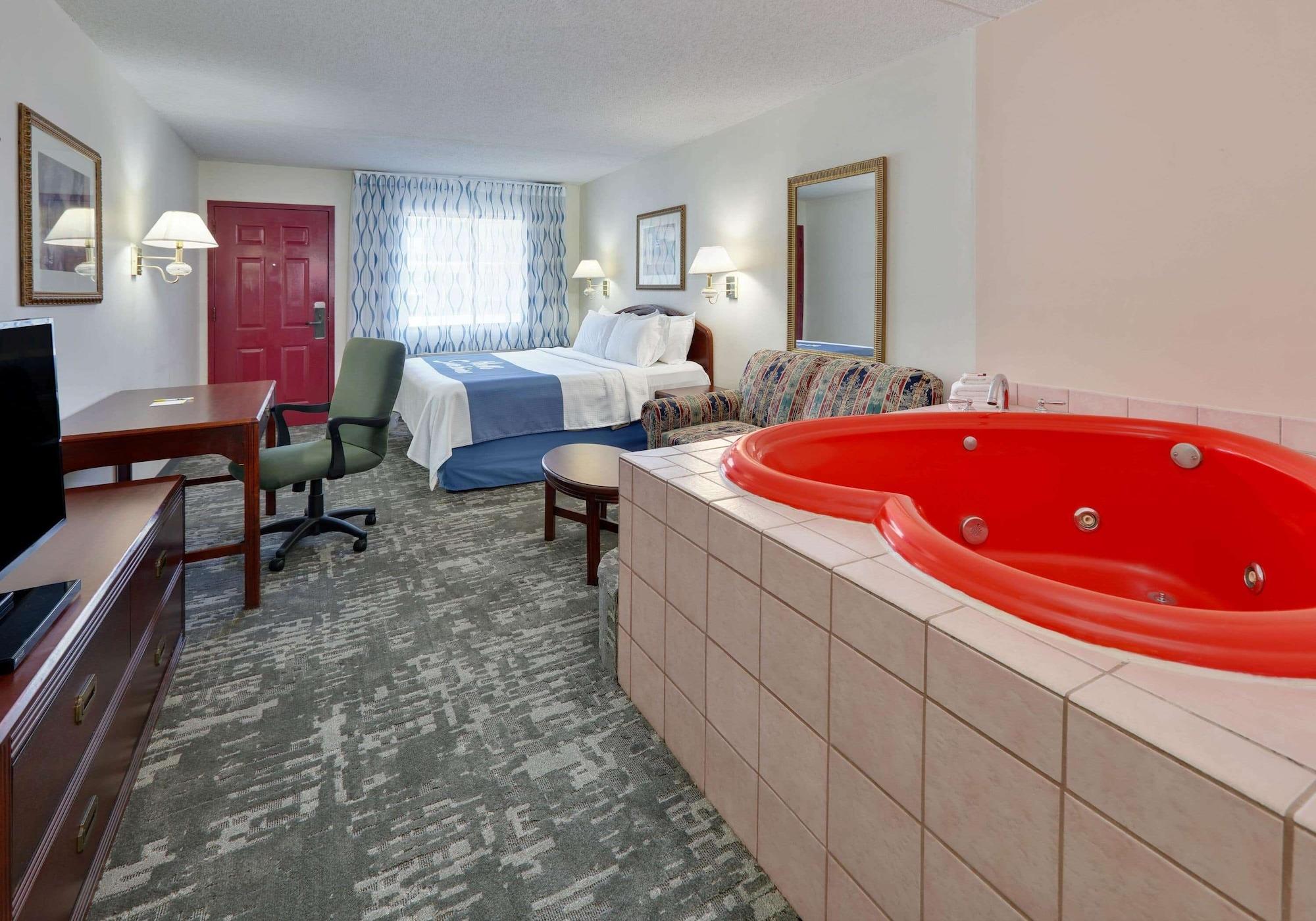 Days Inn & Suites By Wyndham Μπέντονβιλ Εξωτερικό φωτογραφία