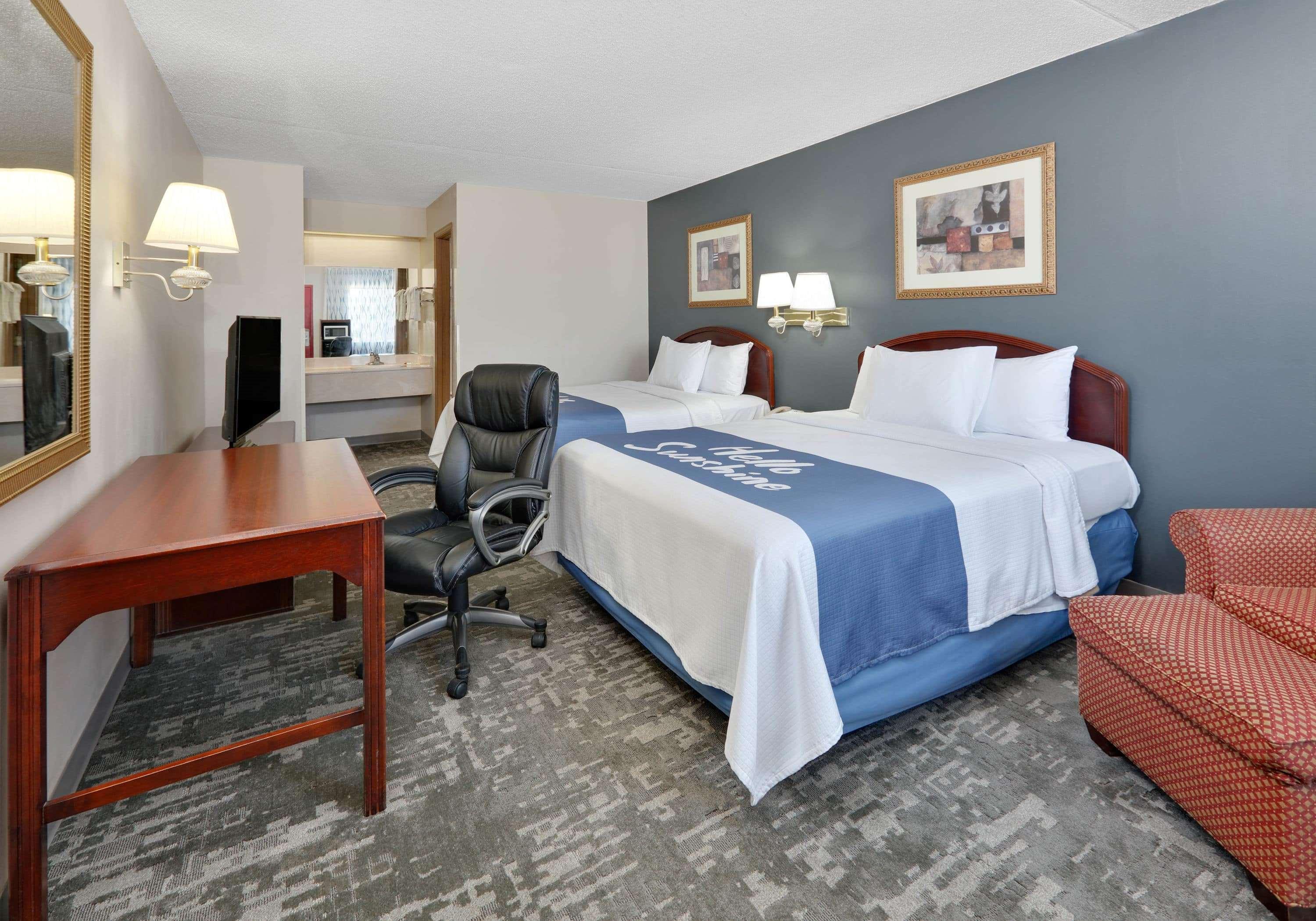 Days Inn & Suites By Wyndham Μπέντονβιλ Εξωτερικό φωτογραφία