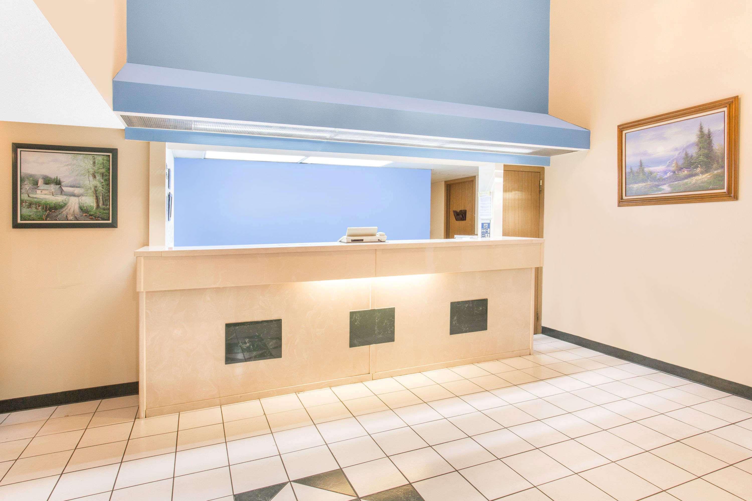 Days Inn & Suites By Wyndham Μπέντονβιλ Εξωτερικό φωτογραφία